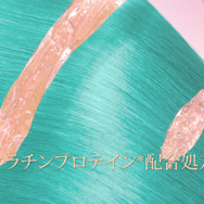 「LUX × 初音ミク」コラボCM公開!電子の歌姫がスカーレット・ヨハンソンと夢の競演