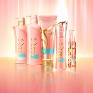 「LUX × 初音ミク」コラボCM公開!電子の歌姫がスカーレット・ヨハンソンと夢の競演