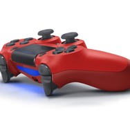 「新DUALSHOCK 4」マグマ・レッド＆ウェイブ・ブルー11月10日発売