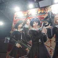 【TGS2016】会場に「無料案内所」が出現！美少女のスカートの中に入り込み、上を見上げるコーナーも