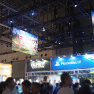 【TGS2016】コンパニオンさんに隠された秘密とは…！熱気渦巻くSIEブースフォトレポ