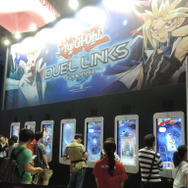 【TGS2016】美人コンパニオンがお出迎え！参加型コンテンツが楽しいコナミブースレポ