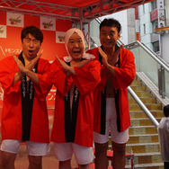 【レポート】渋谷のど真ん中で熱湯風呂！『モンスト』3周年記念でダチョウ倶楽部が駆けつける