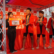 【レポート】渋谷のど真ん中で熱湯風呂！『モンスト』3周年記念でダチョウ倶楽部が駆けつける