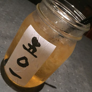 映画「彼岸島」×「監獄レストラン」タイアップメニューが登場！「丸太チュロス」「ハァハァポテト」「501ワクチン」などが食べられる