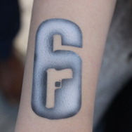 【レポート】「UBIDAY 2016」タトゥーブースで顔やら腕に色々入れてみた