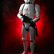 「スター・ウォーズ」ストームトルーパーの等身大スタチュー！150万円の超高級品