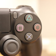 編集部に「PS4 Pro」が到着！開封フォトレポート＆既存PS4との比較をお届け