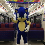 【レポート】音速で走りそう！？ソニック＆ぷよぷよデザインの「京急セガトレイン」を見てきた