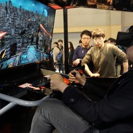 【G-STAR 2016】VRシューティングゲームを上下左右に動く大型筐体でプレイ、縦の動きに恐怖を感じる