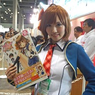 【コミケ91】『グリモア』ブースレポ！下着姿にできる2層構造の抱き枕が登場！