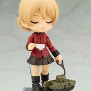 「キューポッシュ ダージリン」予約開始―“ミニ”チャーチル歩兵戦車MkVIIが付いてくる！