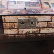 【レポート】『進撃の巨人 TEAM BATTLE』グリップ型入力デバイスで“立体起動”を直感操作！ 原作さながらの空中戦をロケテストで一足早く実感