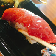 【レポート】『フィッシュアイランド 2』キックオフパーティーに行ったら突然マグロ解体ショーが始まった