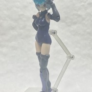 【日々気まぐレポ】第186回 話題のフレームアームズ・ガール新作「フレズヴェルク」を、あえて素体だけで遊んでみた