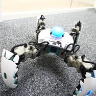 【レポート】現実世界で戦うARロボット「メカモン」登場 ― カスタマイズや対戦も可能で、大会もサポート予定