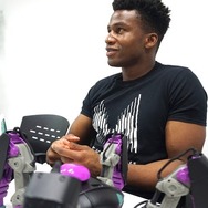 【レポート】現実世界で戦うARロボット「メカモン」登場 ― カスタマイズや対戦も可能で、大会もサポート予定