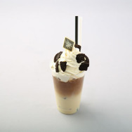 『ニーア オートマタ』コラボカフェを東京秋葉原で実施中！3月6日には公開生放送収録も実施決定