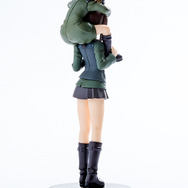 「ガルパン」カチューシャ&ノンナが色付きプラモデル化！―手のひらサイズが可愛い…