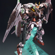 「機動戦士ガンダム00」トランザムライザーがパーフェクトグレードで登場─TV放送10周年を記念して