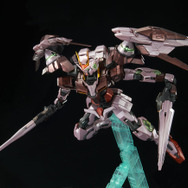 「機動戦士ガンダム00」トランザムライザーがパーフェクトグレードで登場─TV放送10周年を記念して