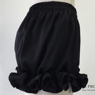 見えそうで絶対見えない！ 「フリルミニペチコート」がパンツを華麗にしっかりガード