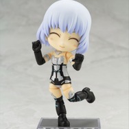 「フレームアームズ・ガール」“マテリア クロ”が可動フィギュア化！ ポケットサイズに可愛くデフォルメ