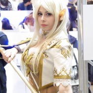 【超会議2017】会場を飾った美人コンパニオンさんを紹介！写真200枚