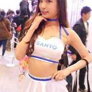 【超会議2017】会場を飾った美人コンパニオンさんを紹介！写真200枚