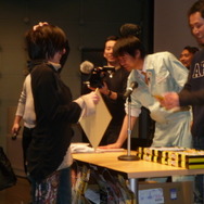 『ゲームセンターCX2』発売記念！「課長の約束手形ツアー2009」の様子を見てきました