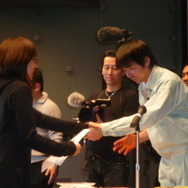 『ゲームセンターCX2』発売記念！「課長の約束手形ツアー2009」の様子を見てきました