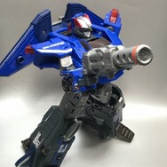 【日々気まぐレポ】第198回 「ドライブヘッド」にサポートビークル登場！第1弾「ソニックジェット」でシンクロ合体を楽しもう