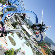 富士急ハイランドと『艦これ』がコラボ! 原寸大「瑞雲」の展示や声優陣によるステージ、「艦娘音頭」大会も