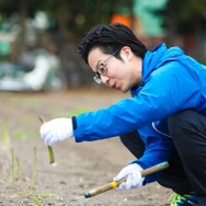 【特集】『エグリア』の精霊を喚び出すために北海道で朝採れアスパラを収穫してきた