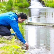 【特集】『エグリア』の精霊を喚び出すために北海道で朝採れアスパラを収穫してきた