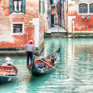 『レイトン ミステリージャーニー』とSCRAPがコラボ！ 世界10ヶ国に全50問のナゾが登場