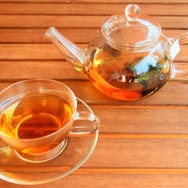 「明神カフェ」第4弾コラボ作品がTVアニメ「異世界食堂」に決定！作中のフードやドリンクがコラボメニューで登場