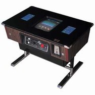 貯金したらプレイが可能!?「スペースインベーダー ゲーム筐体型バンク」