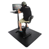 フィットネスバイク機能搭載のPCデスクが登場―ゲームしながら筋トレ！