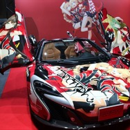 【レポート】Fateが全力で楽しめるプラスワンブースにノッブ襲来！クー・フーリン[オルタ]とメイヴによるライブペインティングも