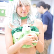 【コミケ92】一挙200枚！会場を盛り上げたコンパニオンとコスプレイヤーをフォトレポート！