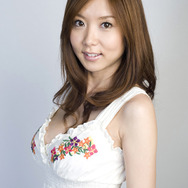 解説は鈴木史朗さん『バイオハザード5』グラドルとオンラインCo-op！