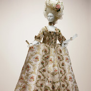 SCE、PS3の高画質画像拡大技術を展示会に活用―触れずに貴重な作品の詳細を閲覧