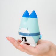 「けものフレンズ」のラッキービーストが、手のひらサイズのソフビフィギュアで発売決定