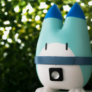 「けものフレンズ」のラッキービーストが、手のひらサイズのソフビフィギュアで発売決定