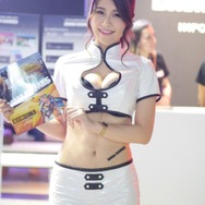 DMM GAMESブース／斎藤みどりさん（Twitter：@midori31100）