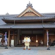 【フォトレポート】佐賀県各地に出没したラブリーチャーミーなニャースに密着！