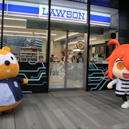 【レポート】『FGO』“特異店L”が爆誕！秋葉原に女主人公とポンタがやってきた