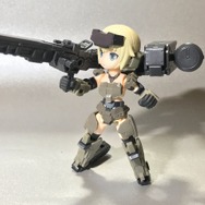 【特集】「デスクトップアーミー」×「フレームアームズ・ガール」コラボ第1弾「KT-321f 轟雷」フォトレビュー