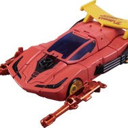 リュウが変形ロボに！？『ストリートファイターII』×「トランスフォーマー」シリーズ発売決定